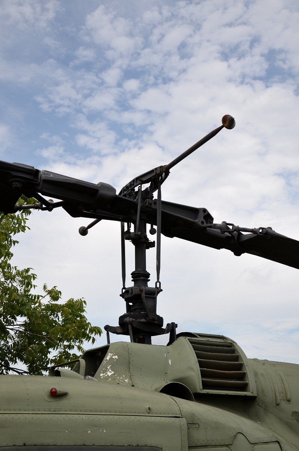 Stabilizer Bar and Rotar Blades